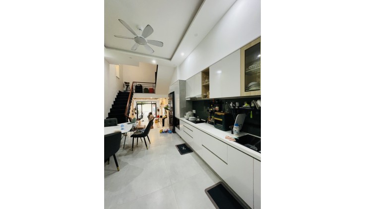 Nhà mới  Khu Tô Hiệu - Hòa Bình 4x15m2  - HXH - 4 tầng Mới ở liền